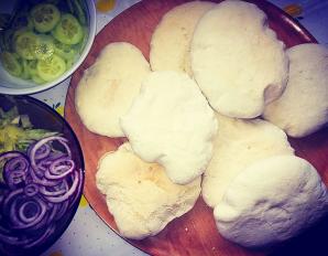 Chlebki pita z gyrosem