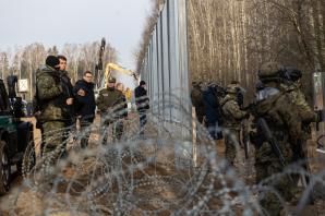 [VIDEO] Powstaje zapora na granicy polsko-białoruskiej