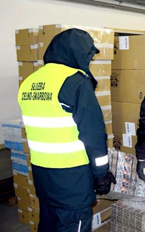 [VIDEO] Rekordowy przemyt papierosów udaremniony na polsko-białoruskim przejściu granicznym w Kuźnicy