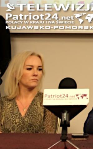 [VIDEO]  Cyberatak na mieszkańca Chełmży - konferencja Biura Rutkowski w Toruniu