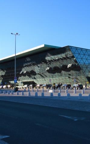 W celach turystycznych Gruzin z greckimi prawami jazdy nie będzie zwiedzał Polski