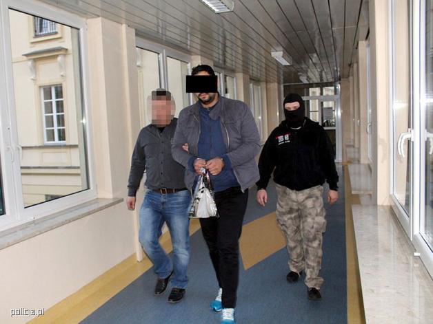 Zatrzymany za brutalne zabójstwo kobiety. Pokłócili się o akwarium?