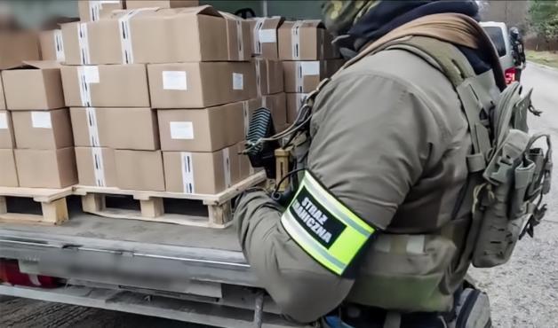 [VIDEO] Międzynarodowa akcja służb - zlikwidowany szlak przemytu prekursorów metamfetaminy. Narkotyki za pół miliarda złotych