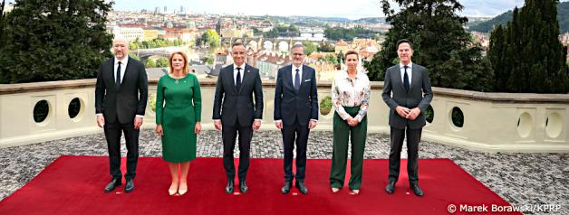 [VIDEO] Prezydent RP na szczycie amunicyjnym w Pradze